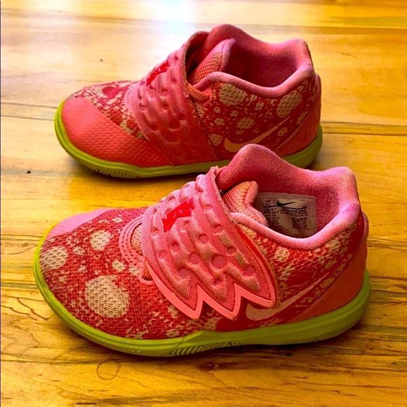 Nike Kyrie 5 ‘SpongeBob’ - Picture 5 of 8